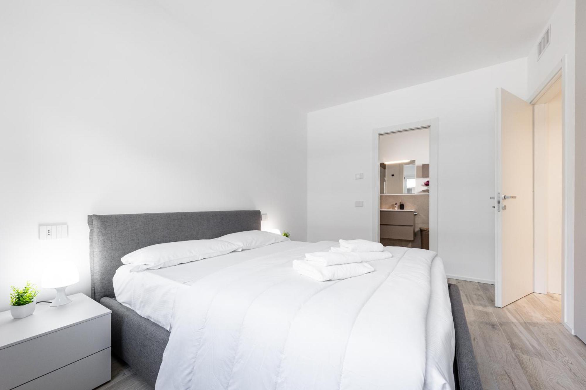 Apartment 10' From The Venetian Walls, Luxury House With